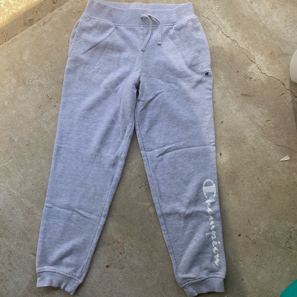 Champion Sweatpants w/ pockets